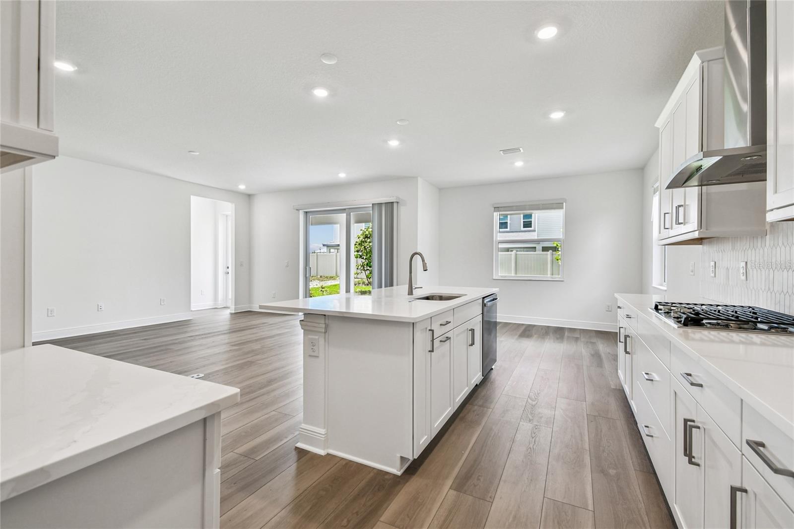 7579 SEAHAWK AVE, SARASOTA, FL, 34241