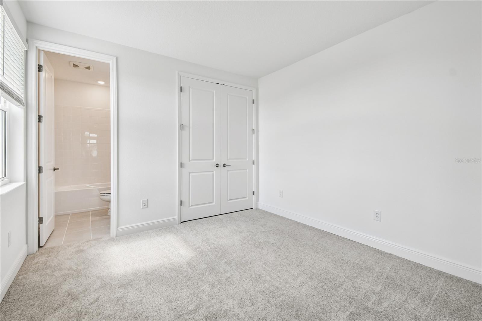 7579 SEAHAWK AVE, SARASOTA, FL, 34241