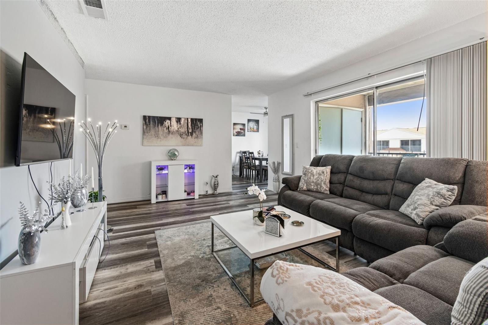 7210 N MANHATTAN AVE #523, TAMPA, FL, 33614