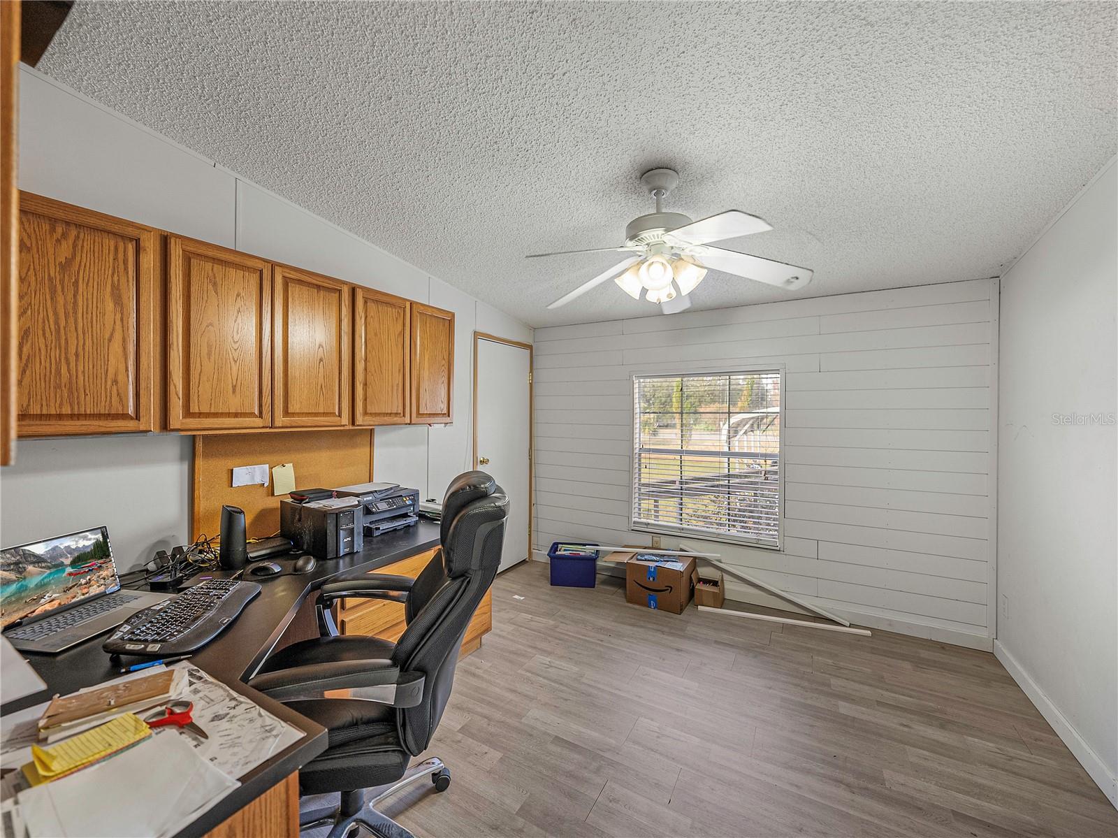 11404 LITHIA PINECREST RD, LITHIA, FL, 33547