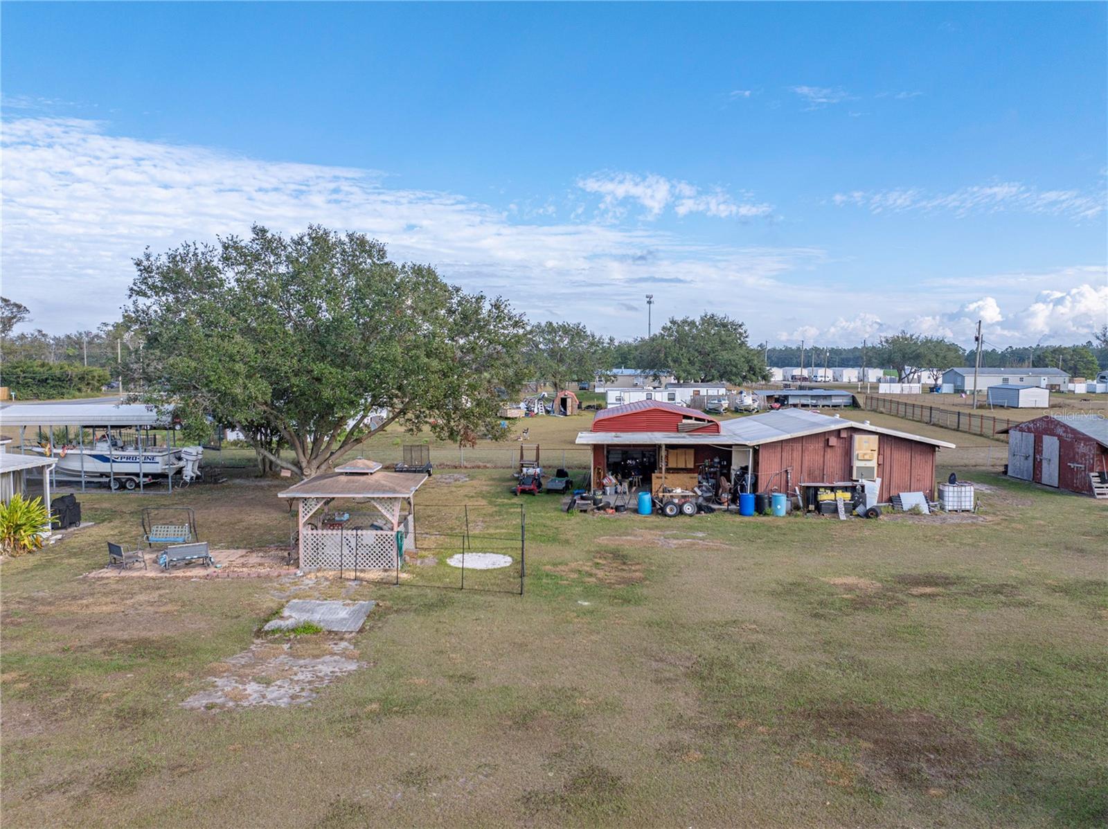 11404 LITHIA PINECREST RD, LITHIA, FL, 33547