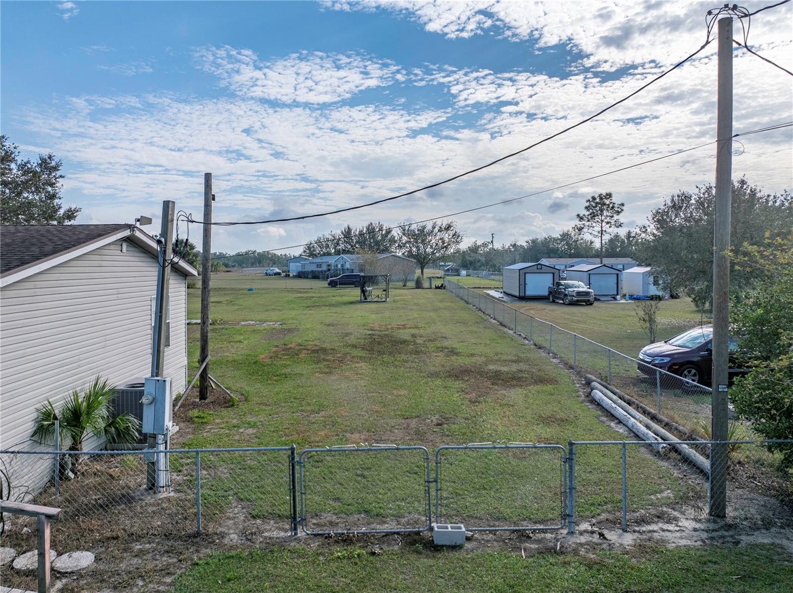 11404 LITHIA PINECREST RD, LITHIA, FL, 33547