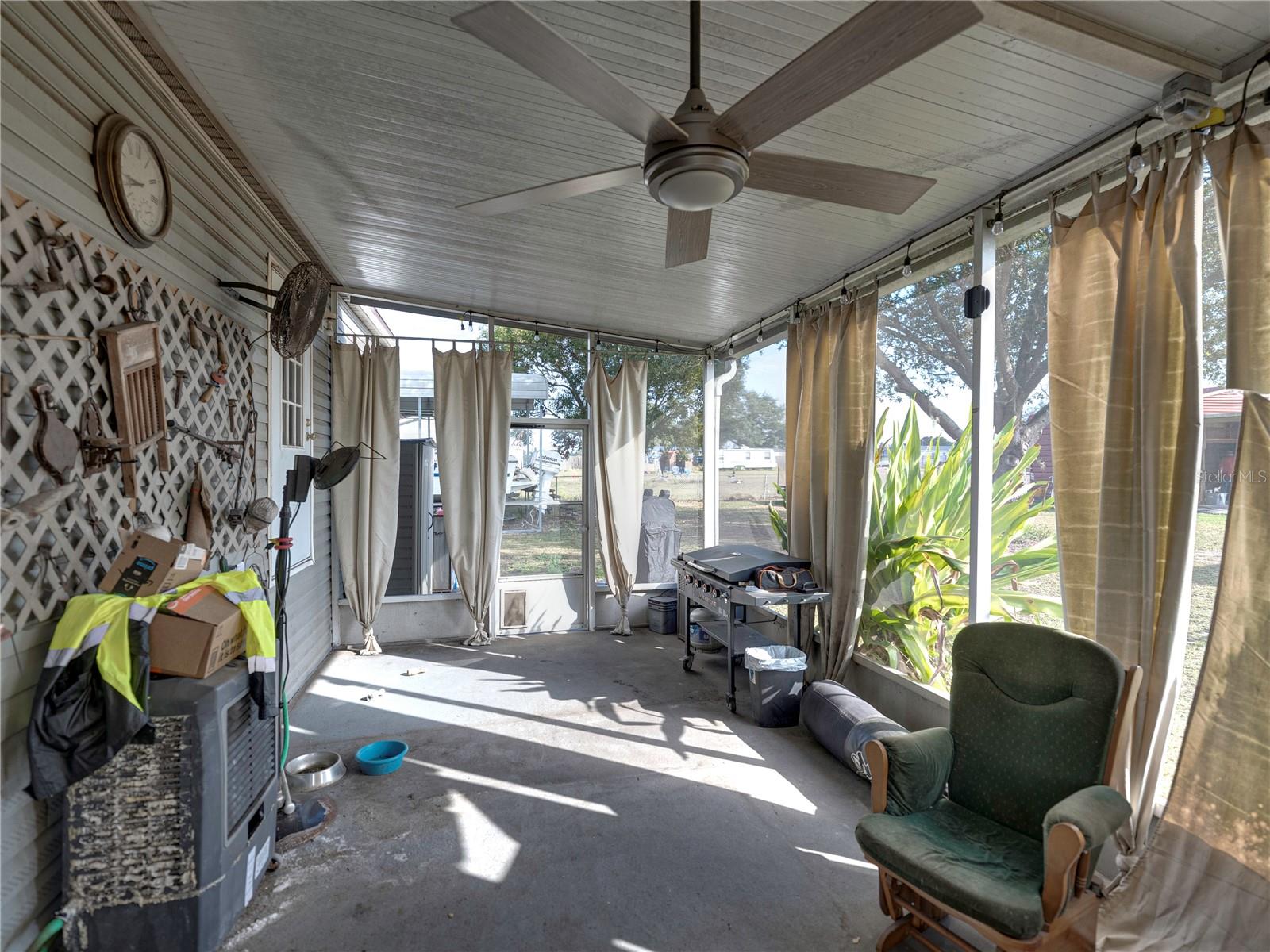 11404 LITHIA PINECREST RD, LITHIA, FL, 33547