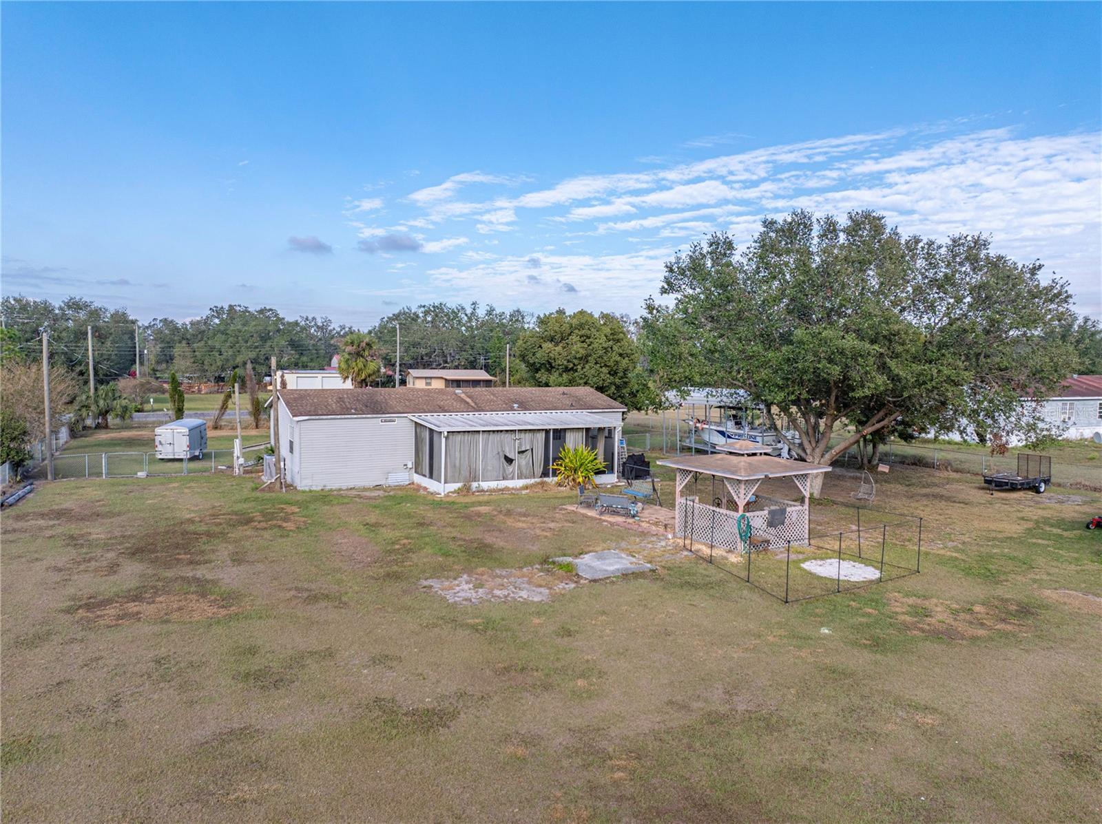 11404 LITHIA PINECREST RD, LITHIA, FL, 33547