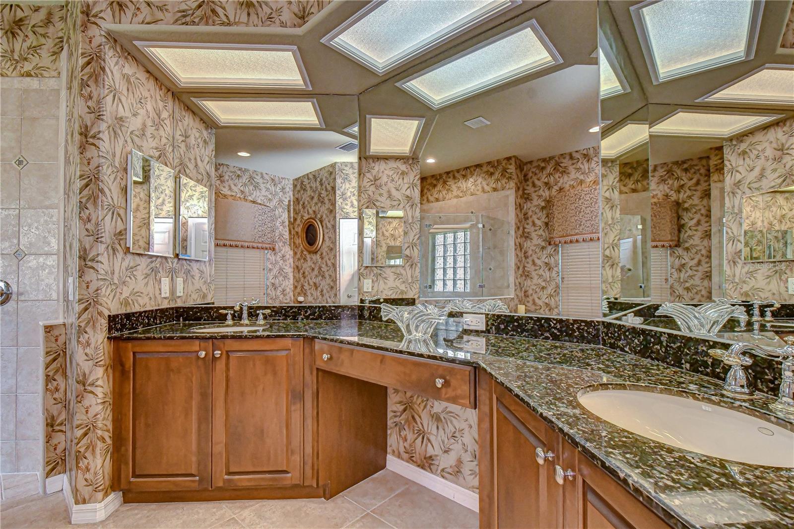 20915 LAKE VIENNA DR, LAND O LAKES, FL, 34638