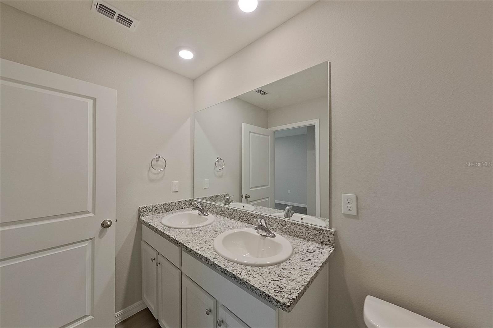 8670 SW 43RD TER, OCALA, FL, 34476