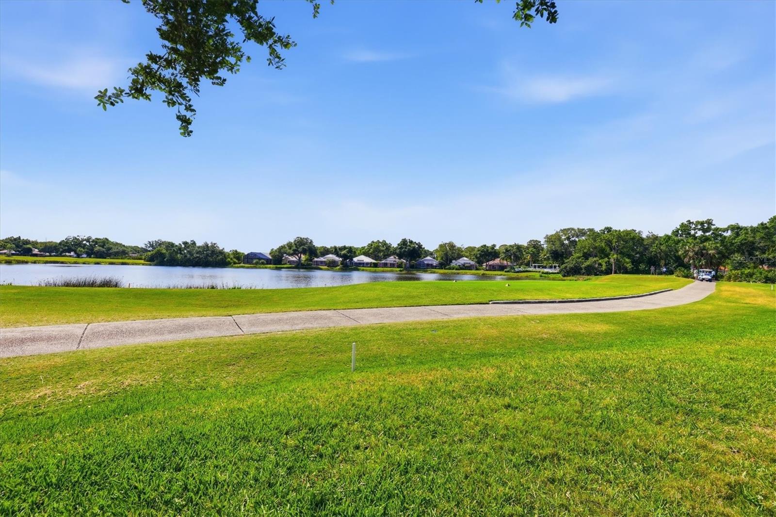 8025 HAMPTON CT, UNIVERSITY PARK, FL, 34201