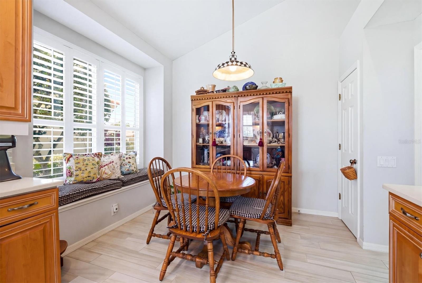 8025 HAMPTON CT, UNIVERSITY PARK, FL, 34201