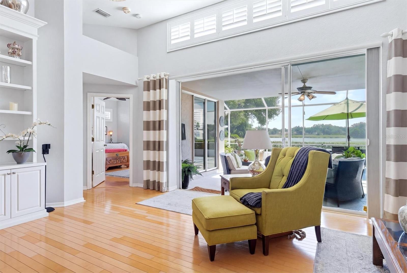 8025 HAMPTON CT, UNIVERSITY PARK, FL, 34201