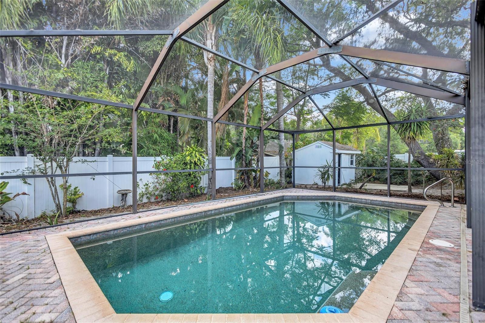2115 GLEN DR, SAFETY HARBOR, FL, 34695