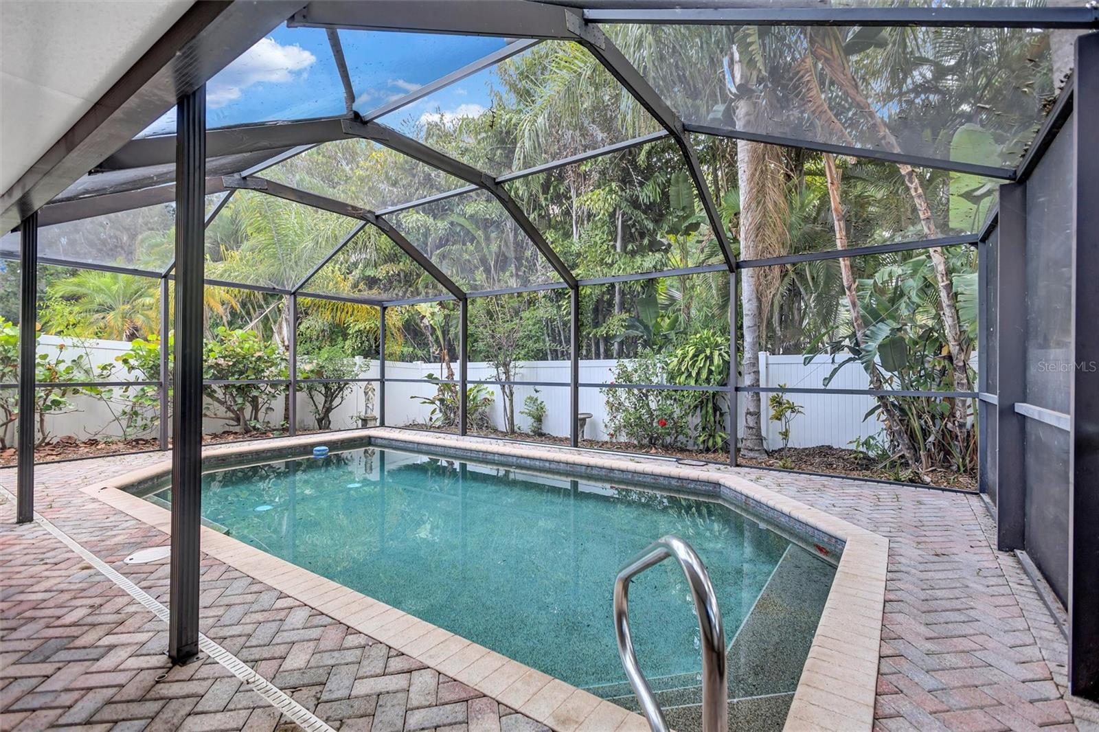 2115 GLEN DR, SAFETY HARBOR, FL, 34695