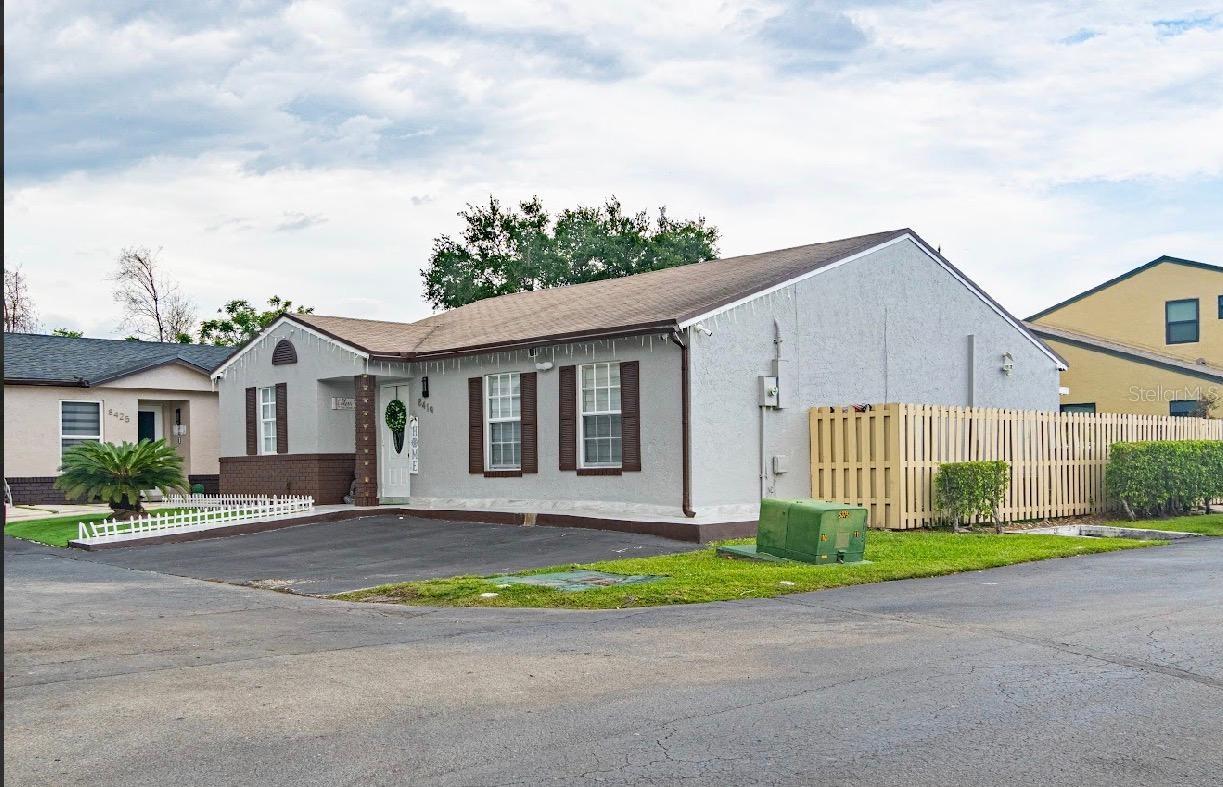 8419 NW 193RD LN, HIALEAH, FL, 33015