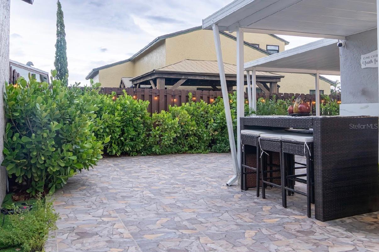 8419 NW 193RD LN, HIALEAH, FL, 33015