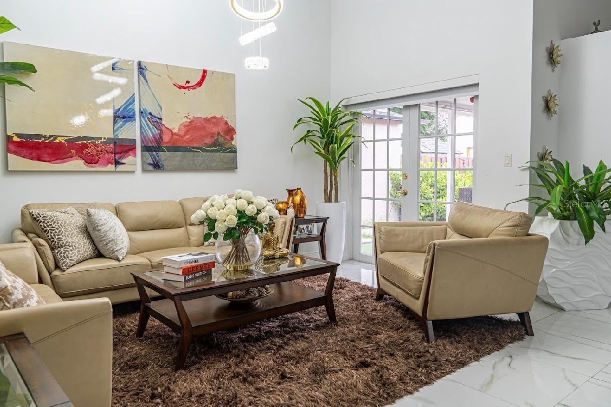 8419 NW 193RD LN, HIALEAH, FL, 33015