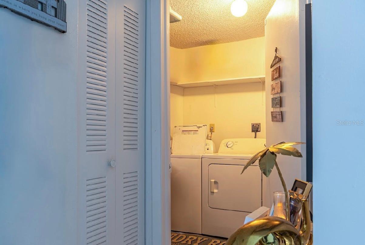 8419 NW 193RD LN, HIALEAH, FL, 33015