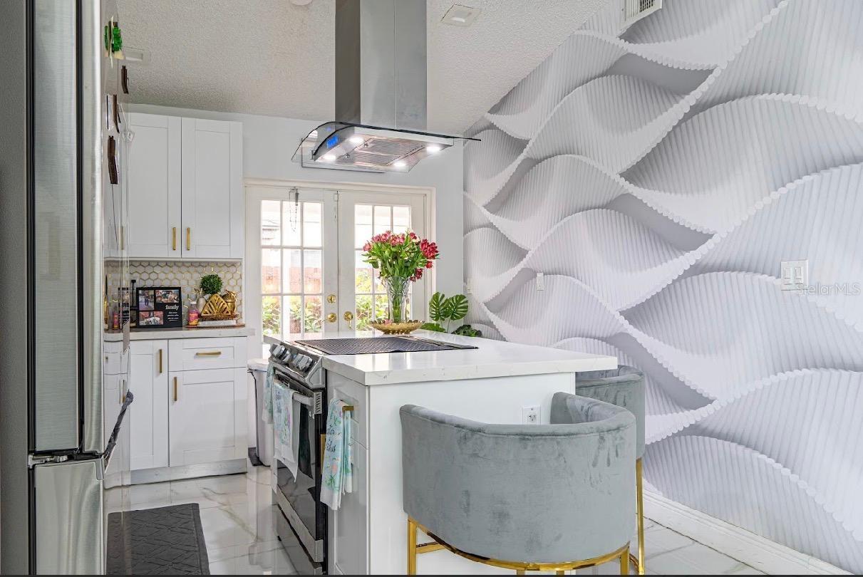 8419 NW 193RD LN, HIALEAH, FL, 33015