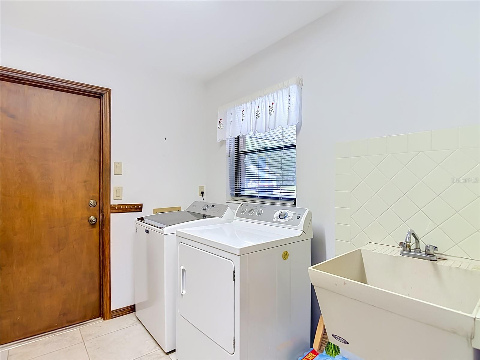 2 JUNGLEPLUM CT W, HOMOSASSA, FL, 34446