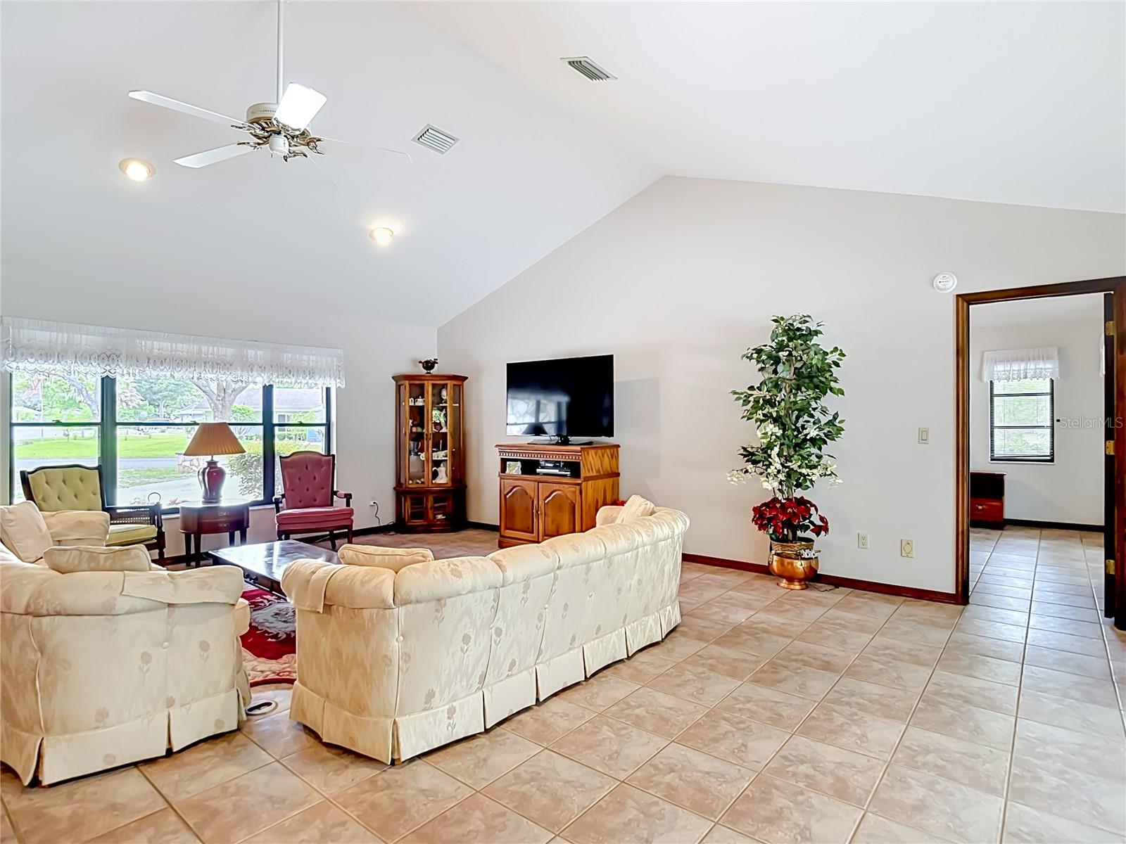 2 JUNGLEPLUM CT W, HOMOSASSA, FL, 34446