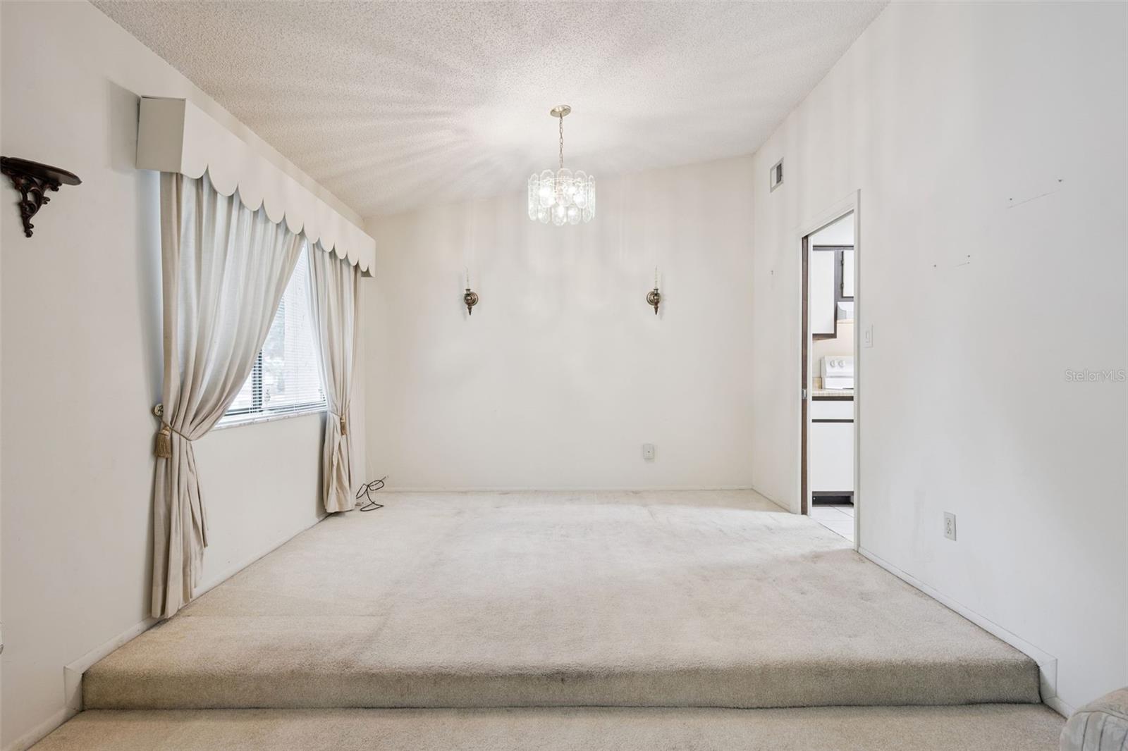 608 WAVECREST DR, ORLANDO, FL, 32807