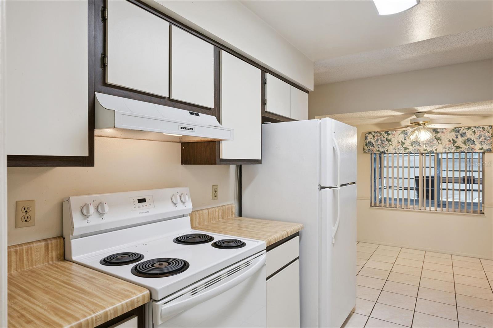 608 WAVECREST DR, ORLANDO, FL, 32807