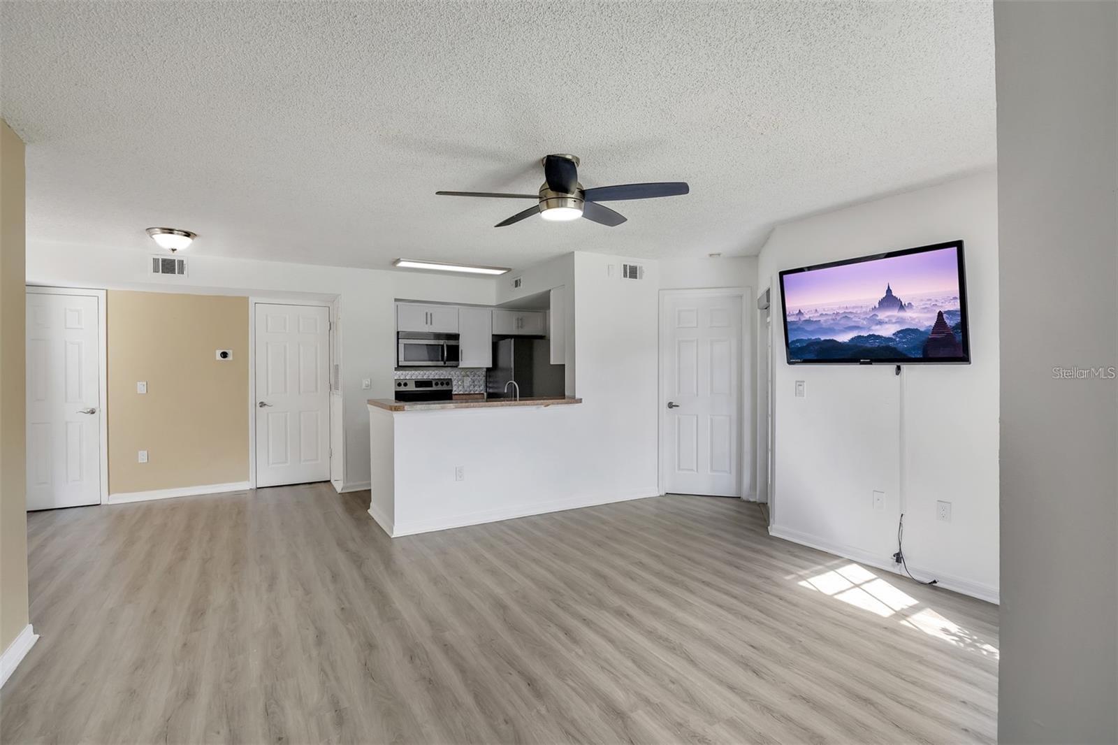 413 FOUNTAINHEAD CIR #132, KISSIMMEE, FL, 34741