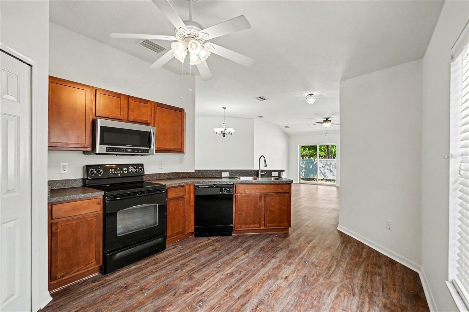 9096 SOUTHERN CHARM CIR, BROOKSVILLE, FL, 34613