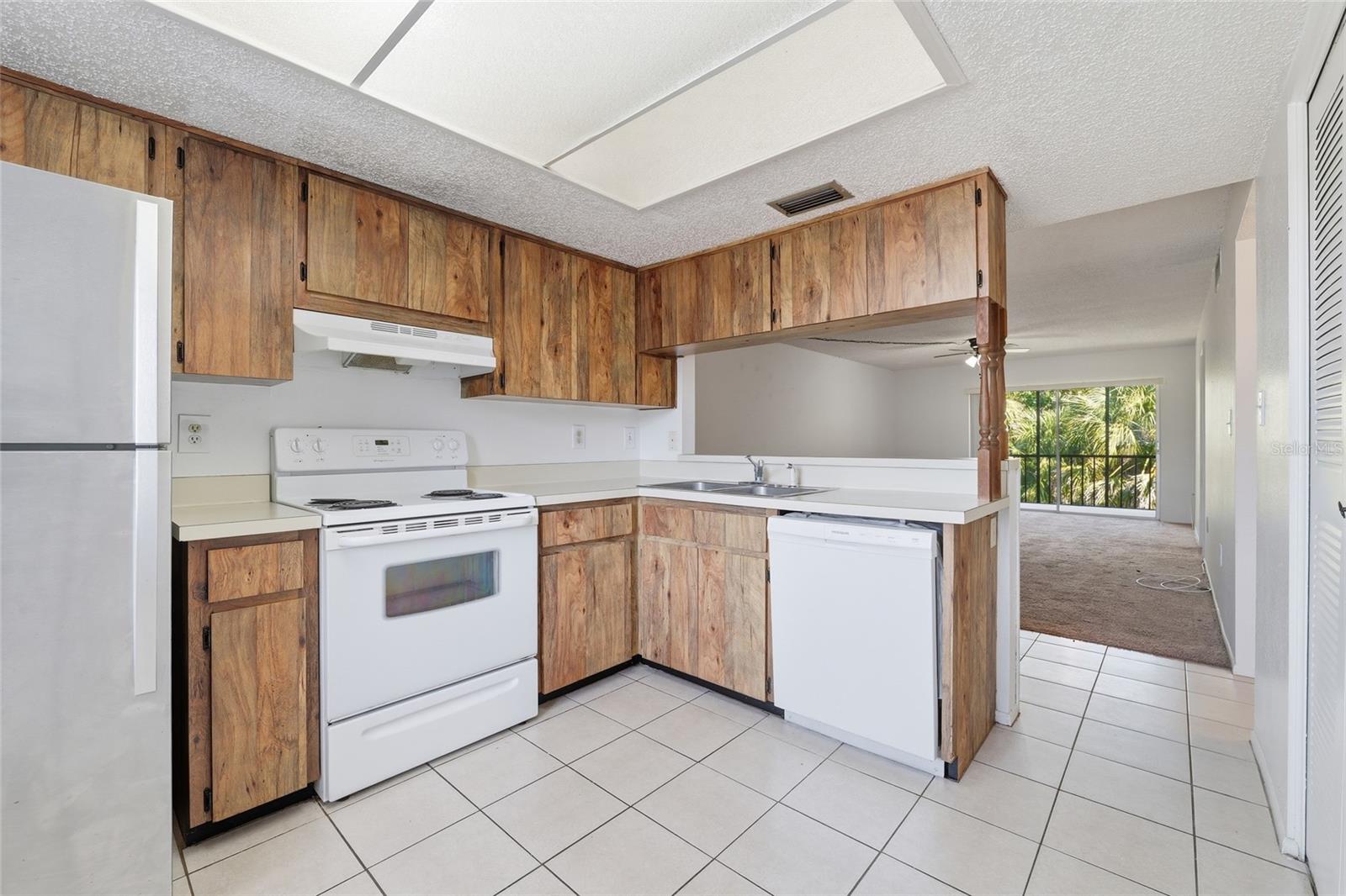 130 CYPRESS LN #130, OLDSMAR, FL, 34677