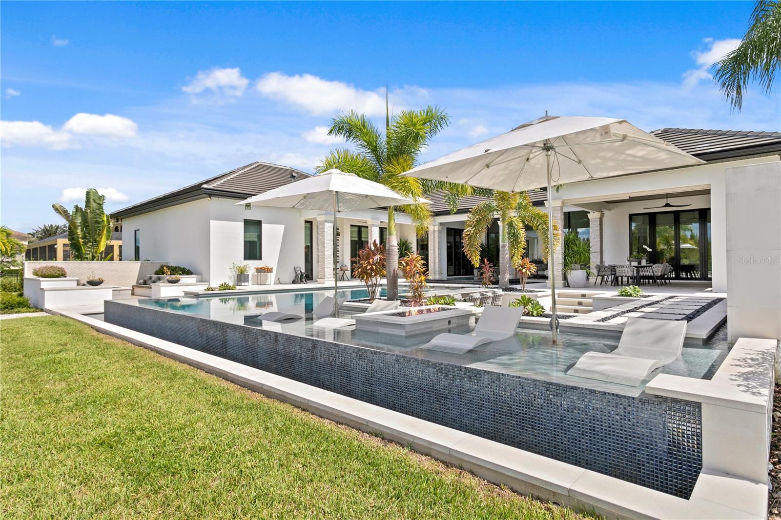 10521 BROADLAND PASS, THONOTOSASSA, FL, 33592