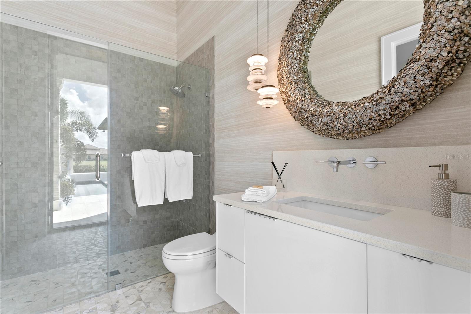 10521 BROADLAND PASS, THONOTOSASSA, FL, 33592