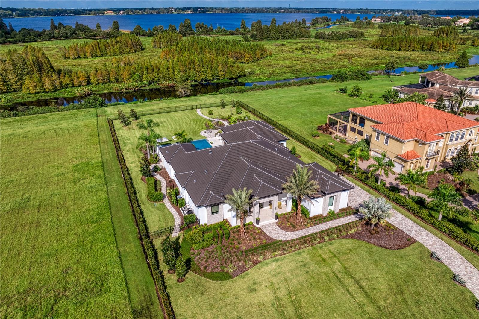 10521 BROADLAND PASS, THONOTOSASSA, FL, 33592