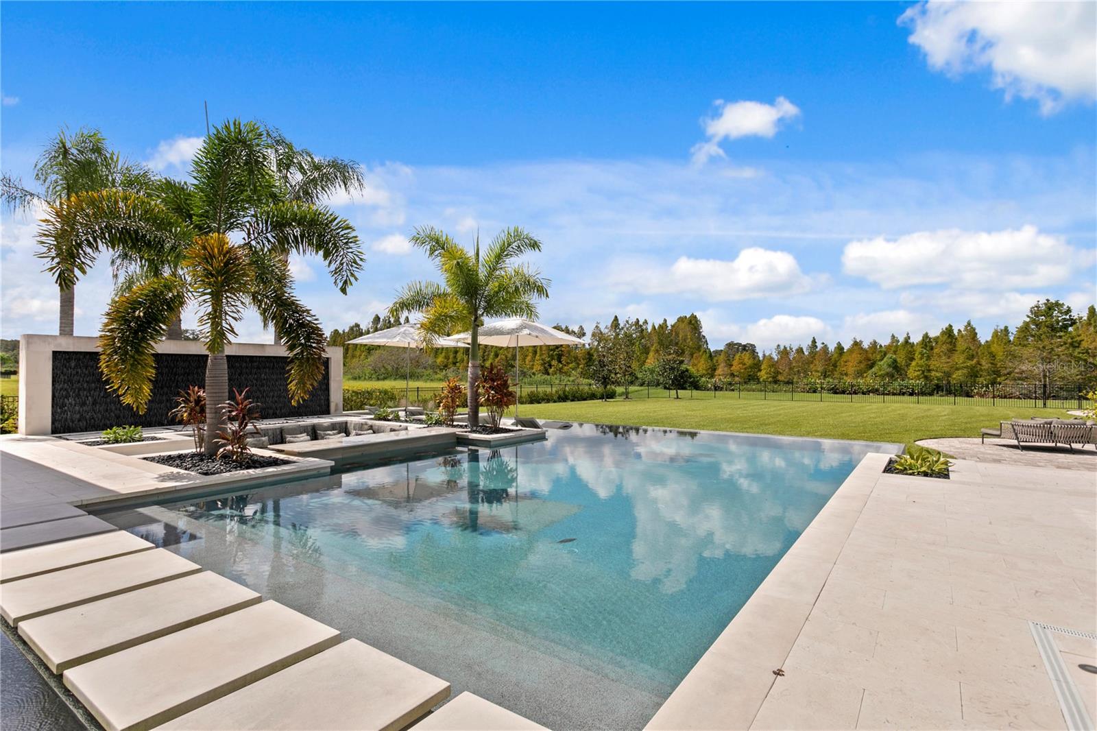 10521 BROADLAND PASS, THONOTOSASSA, FL, 33592