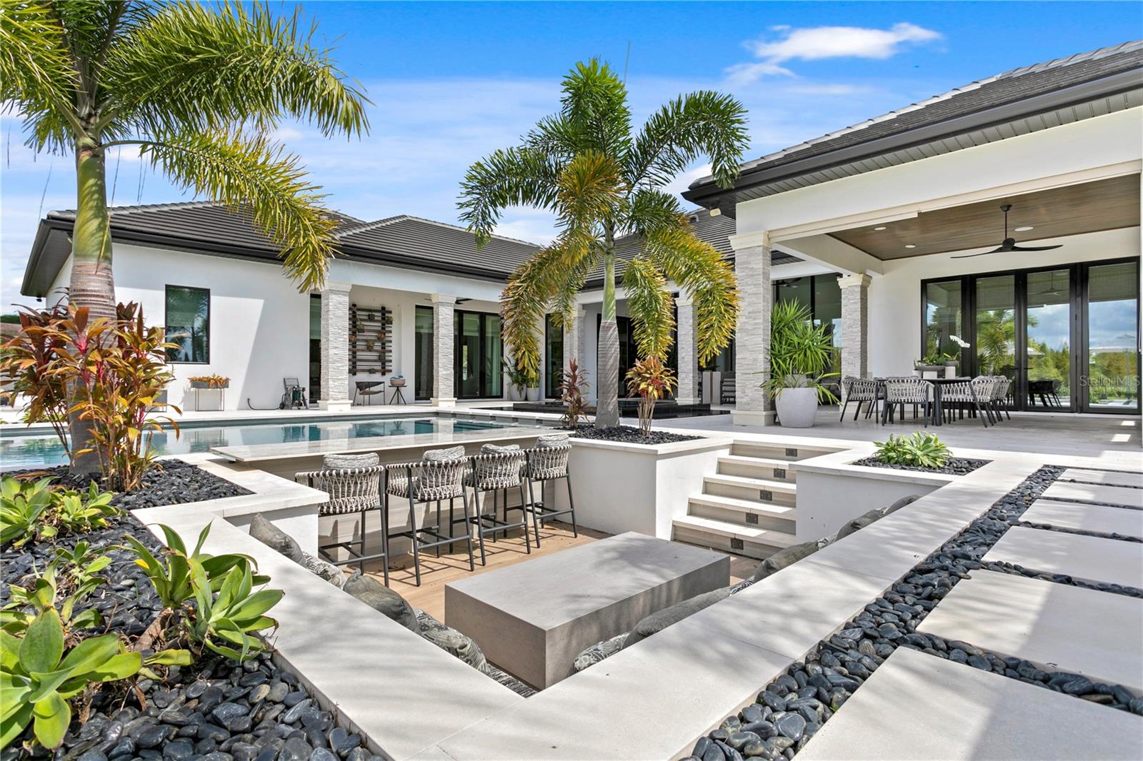 10521 BROADLAND PASS, THONOTOSASSA, FL, 33592