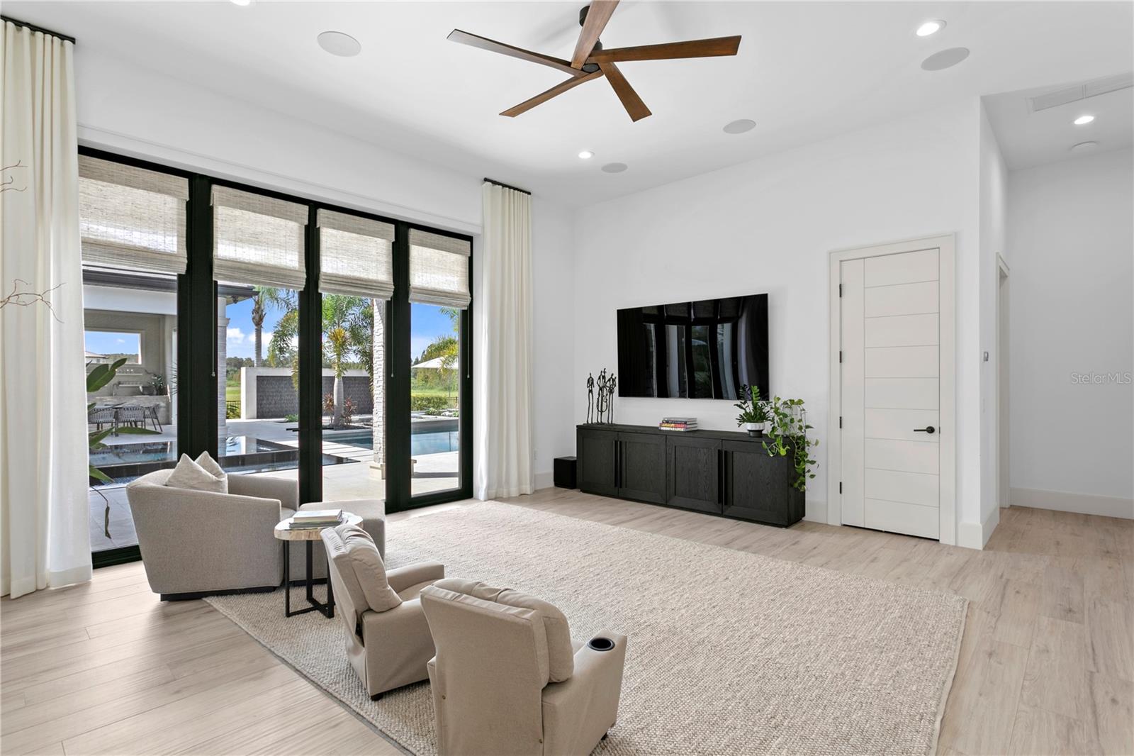 10521 BROADLAND PASS, THONOTOSASSA, FL, 33592
