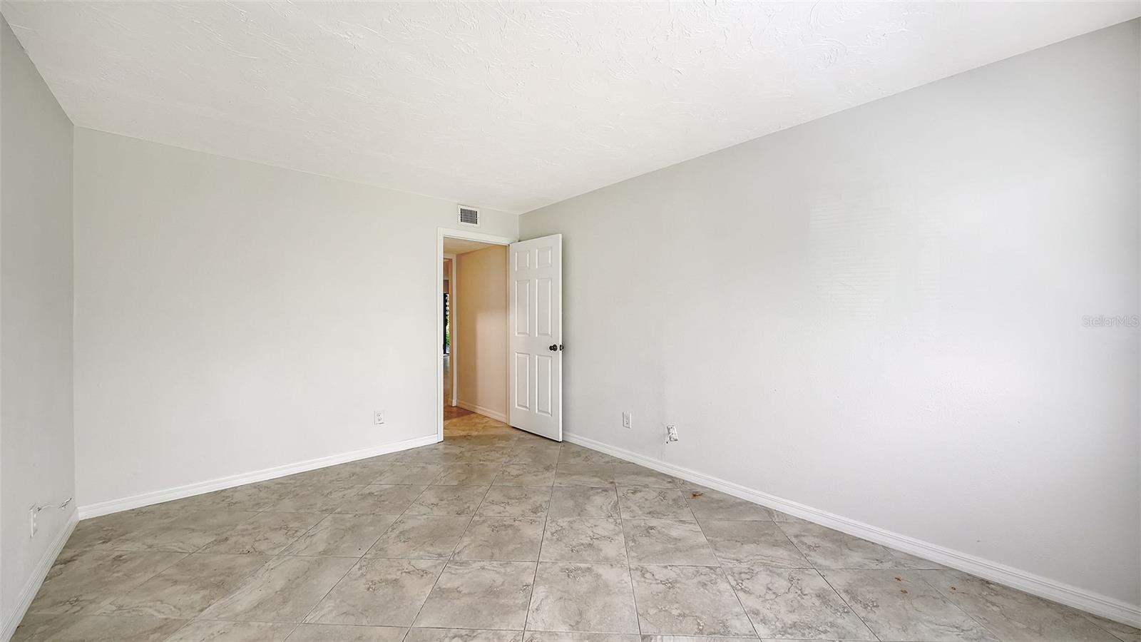 1720 GLENHOUSE DR #326, SARASOTA, FL, 34231