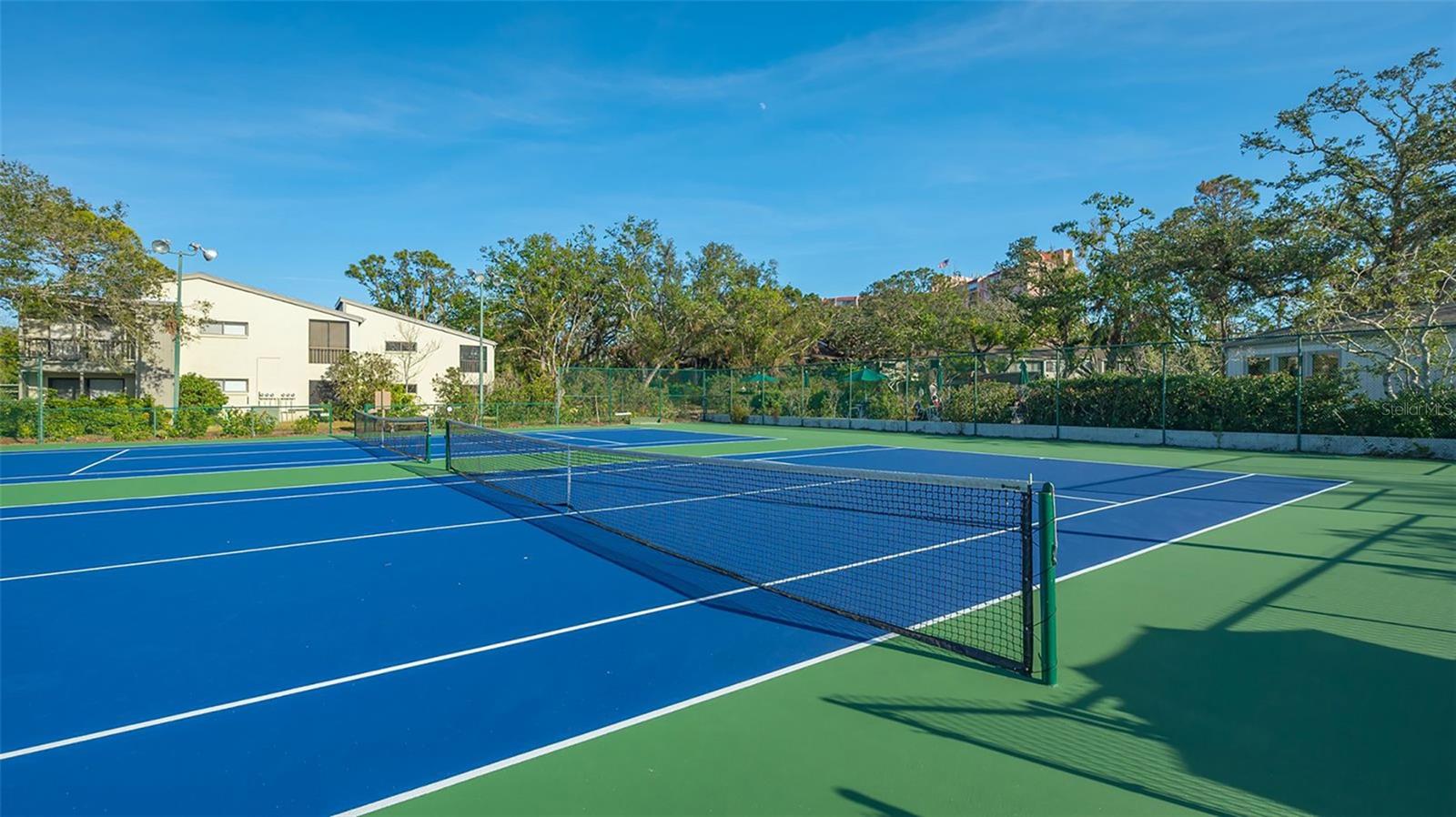 1720 GLENHOUSE DR #326, SARASOTA, FL, 34231
