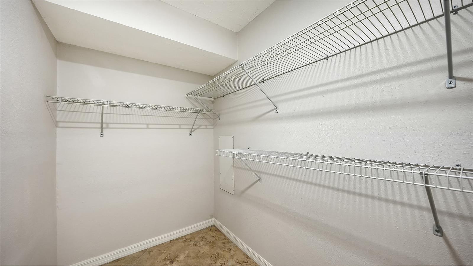 1720 GLENHOUSE DR #326, SARASOTA, FL, 34231