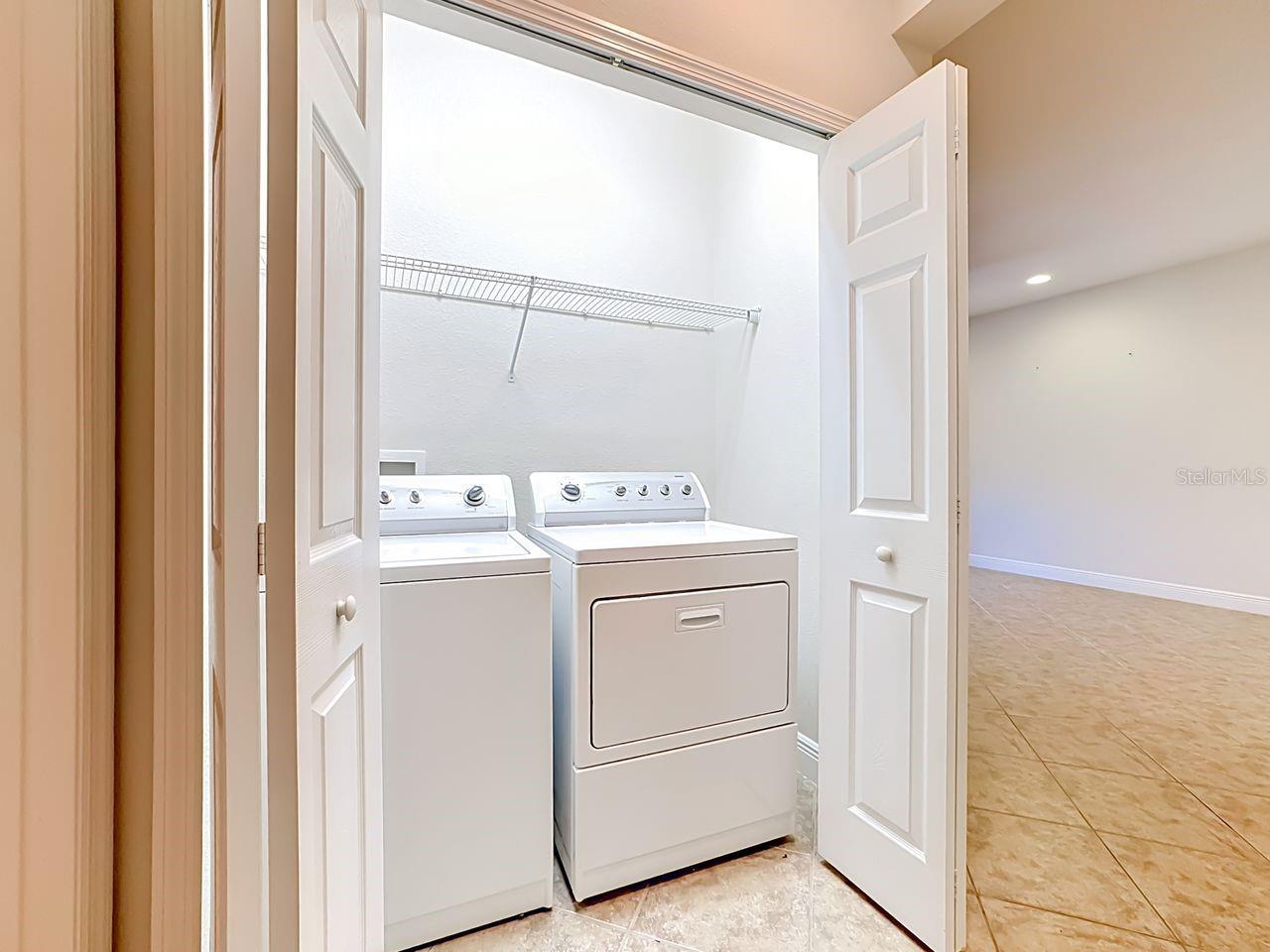 206 SHELL FALLS DR, APOLLO BEACH, FL, 33572