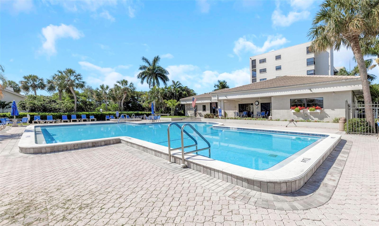 1324 PASADENA AVE S #607, SOUTH PASADENA, FL, 33707