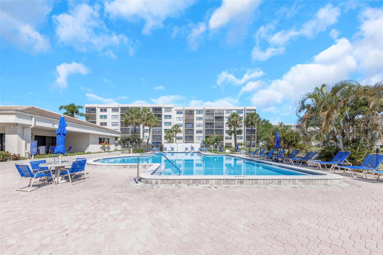 1324 PASADENA AVE S #607, SOUTH PASADENA, FL, 33707