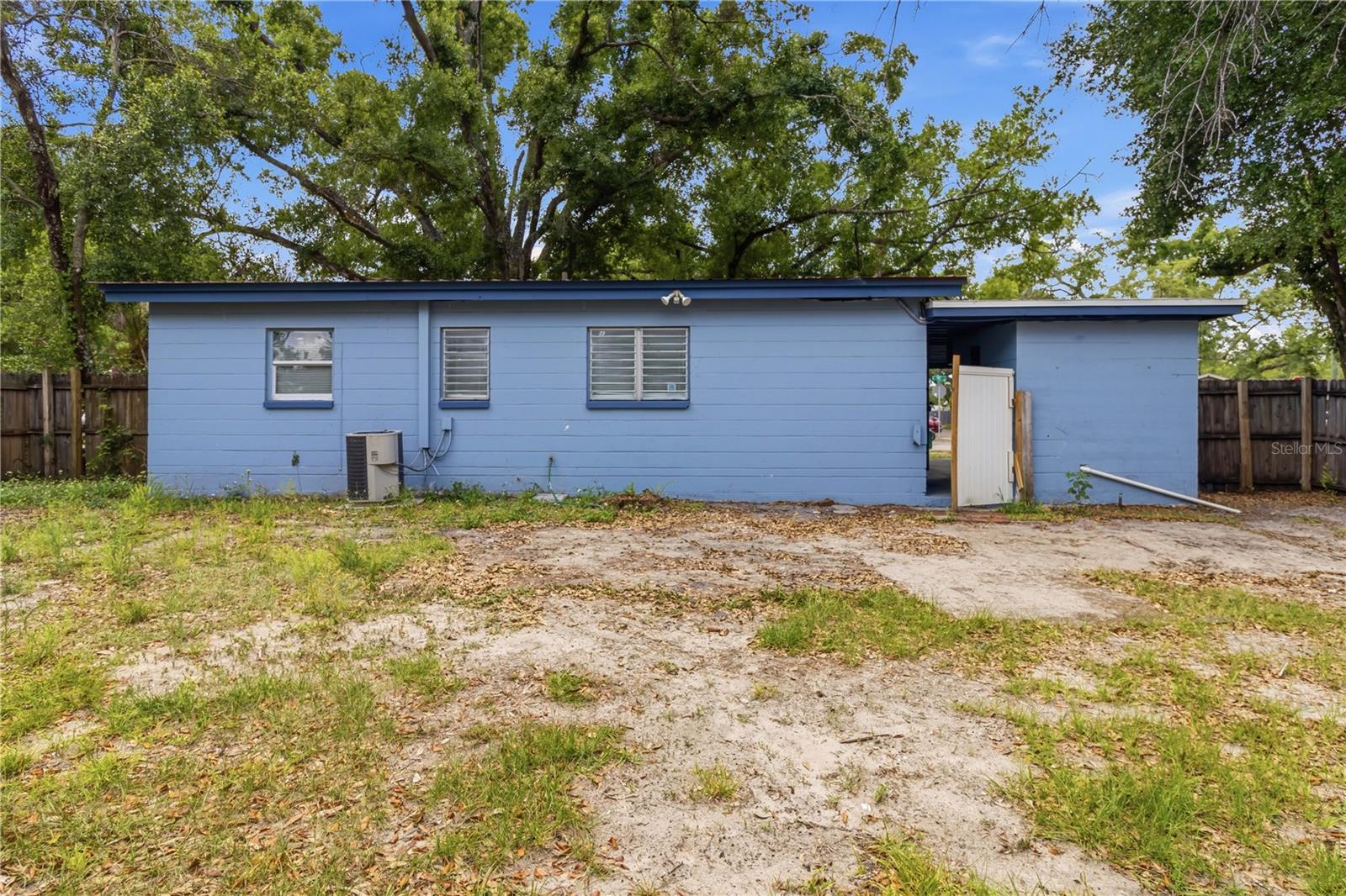 2702 E 98TH AVE, TAMPA, FL, 33612