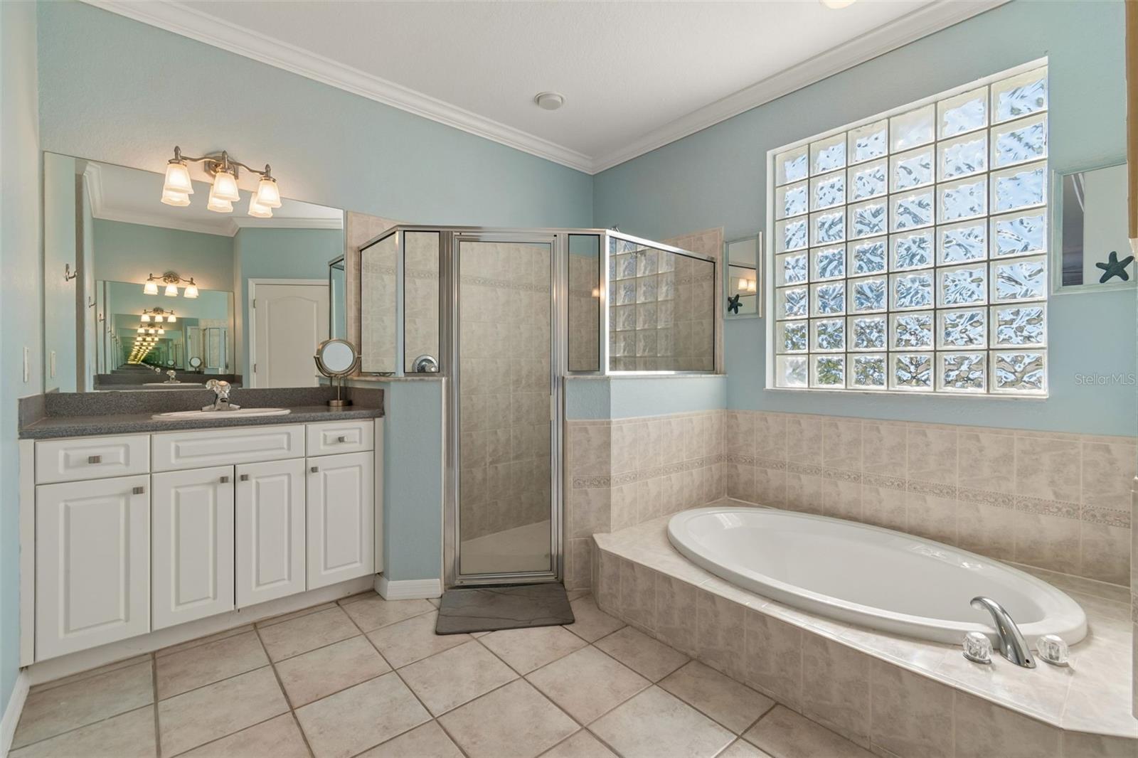 703 BUNKER VIEW DR, APOLLO BEACH, FL, 33572