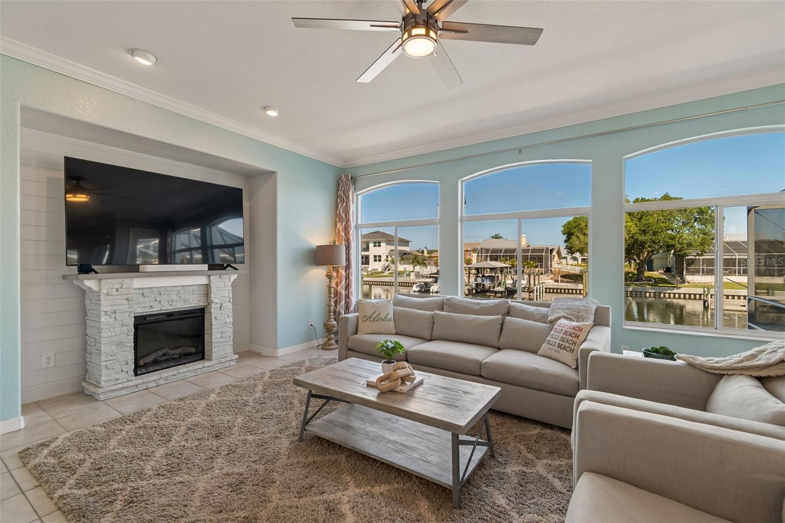 703 BUNKER VIEW DR, APOLLO BEACH, FL, 33572