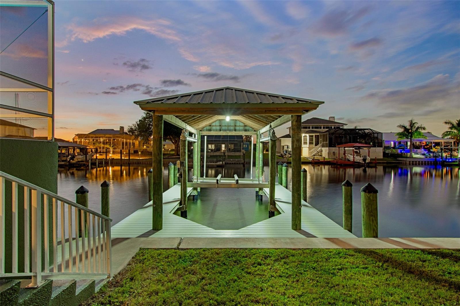 703 BUNKER VIEW DR, APOLLO BEACH, FL, 33572