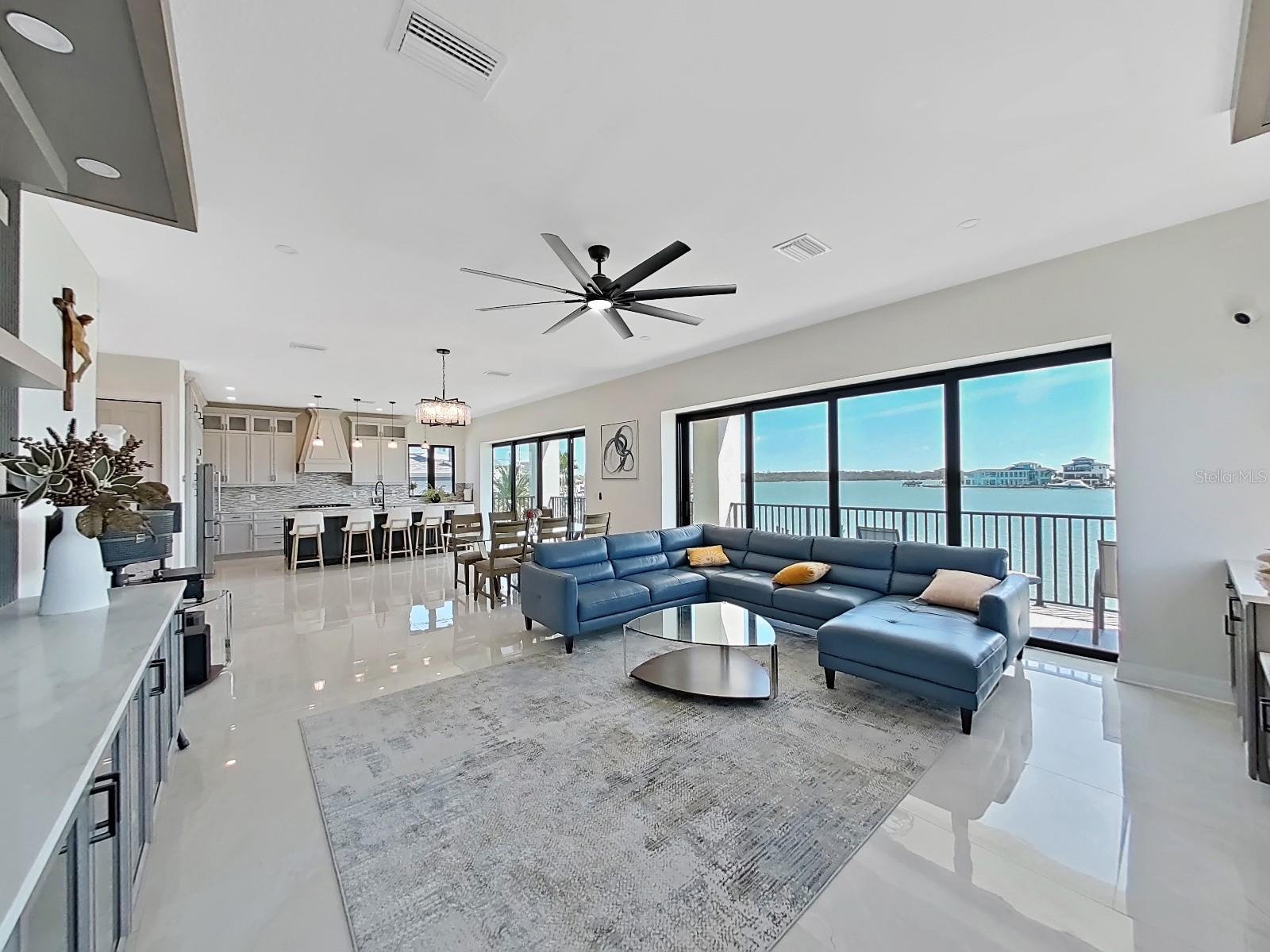 882 BAY POINT DR, MADEIRA BEACH, FL, 33708