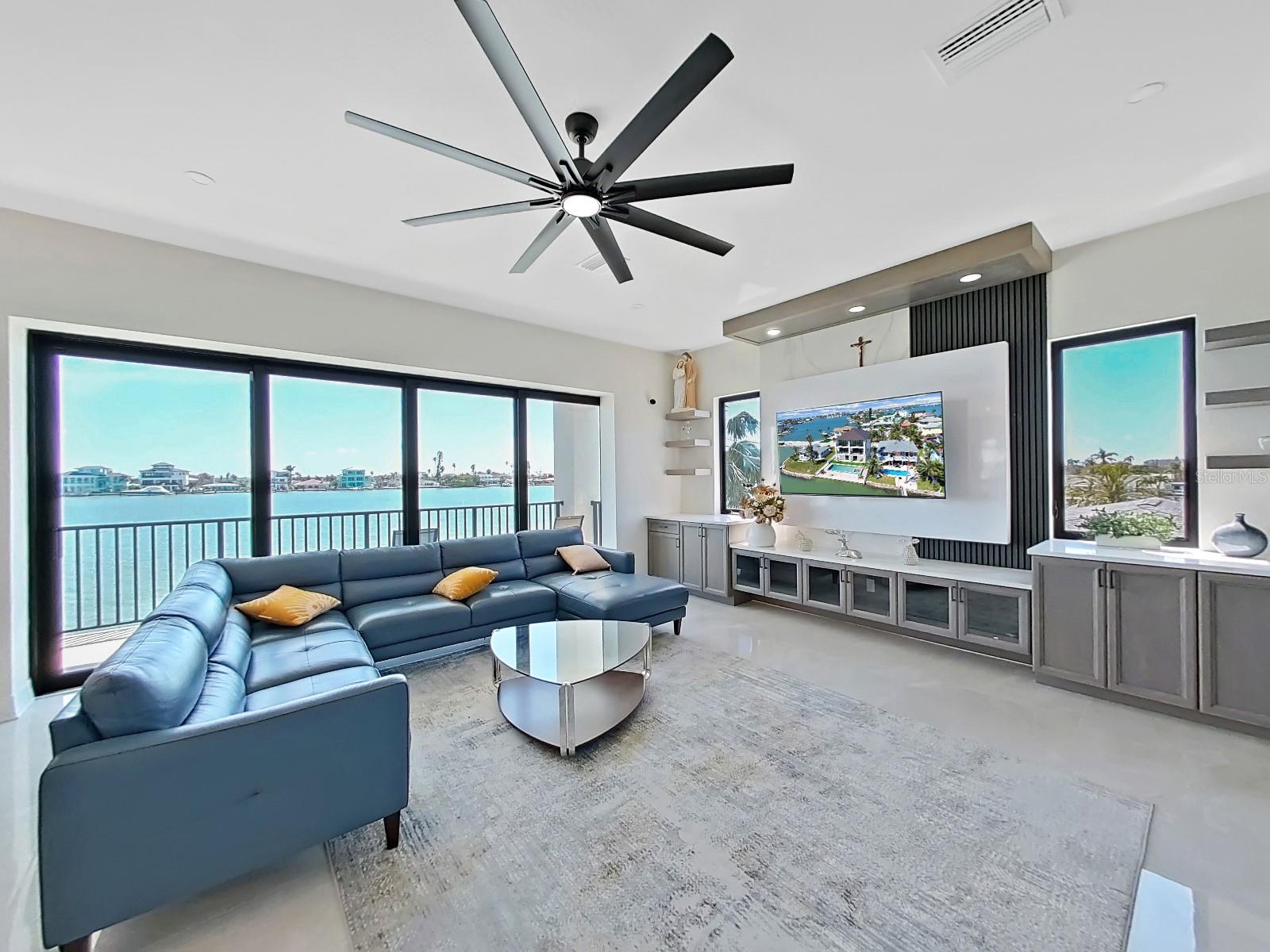 882 BAY POINT DR, MADEIRA BEACH, FL, 33708