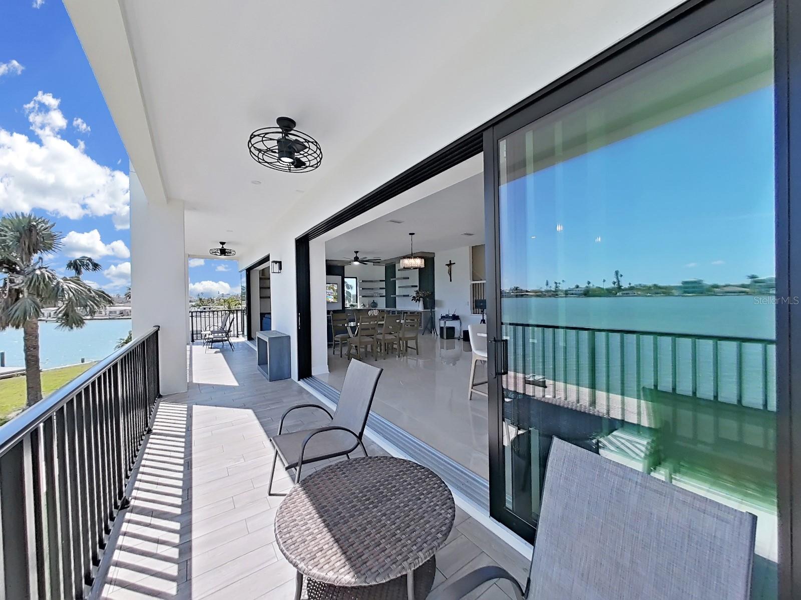 882 BAY POINT DR, MADEIRA BEACH, FL, 33708