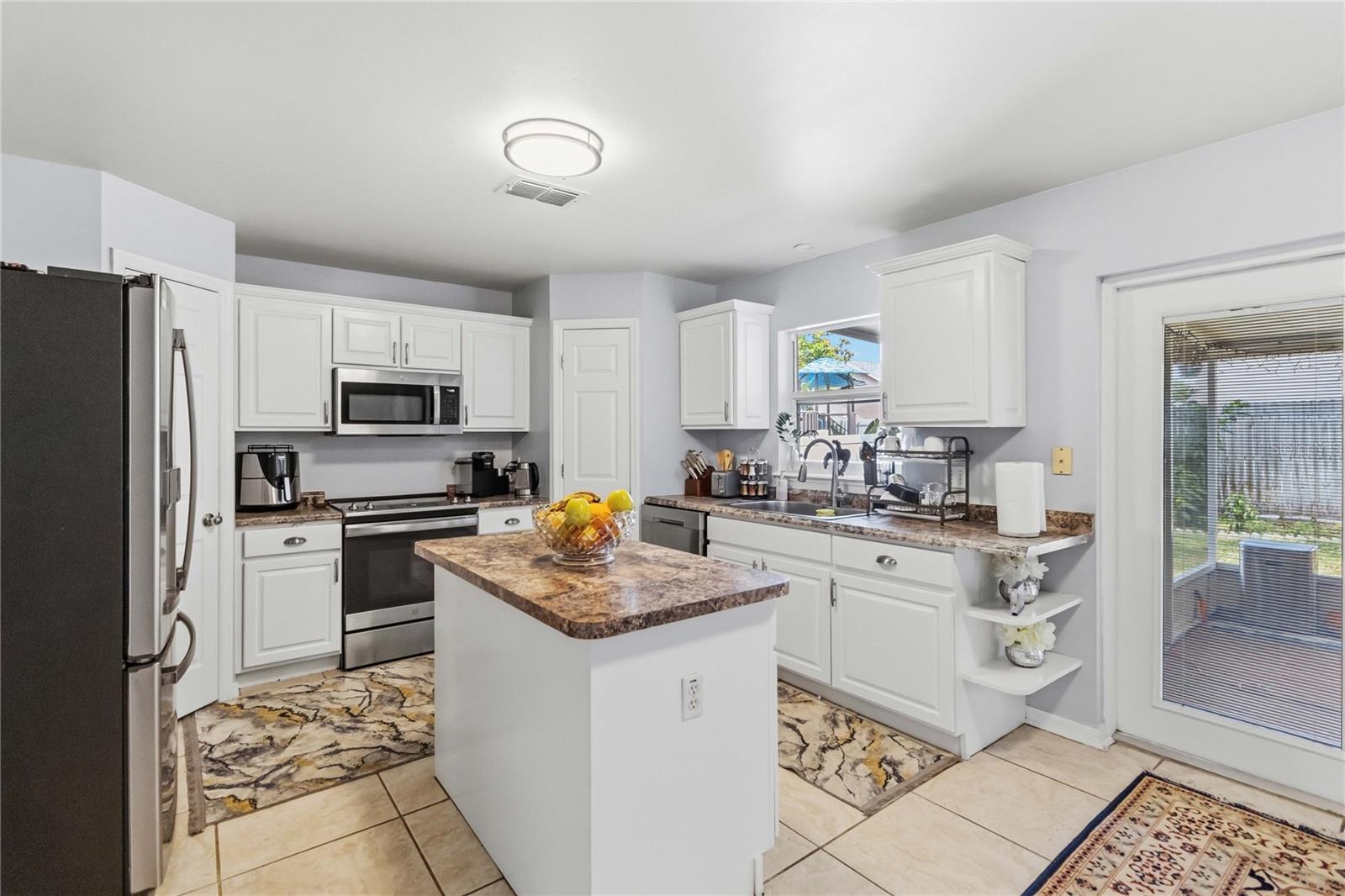 122 CARMEL BAY DR, SANFORD, FL, 32771