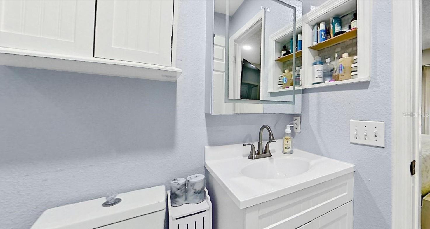 2330 SE ROYAL ISLE, WINTER HAVEN, FL, 33880