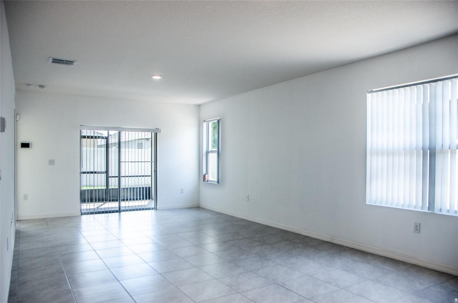 864 GUNNISON DR, ORANGE CITY, FL, 32763