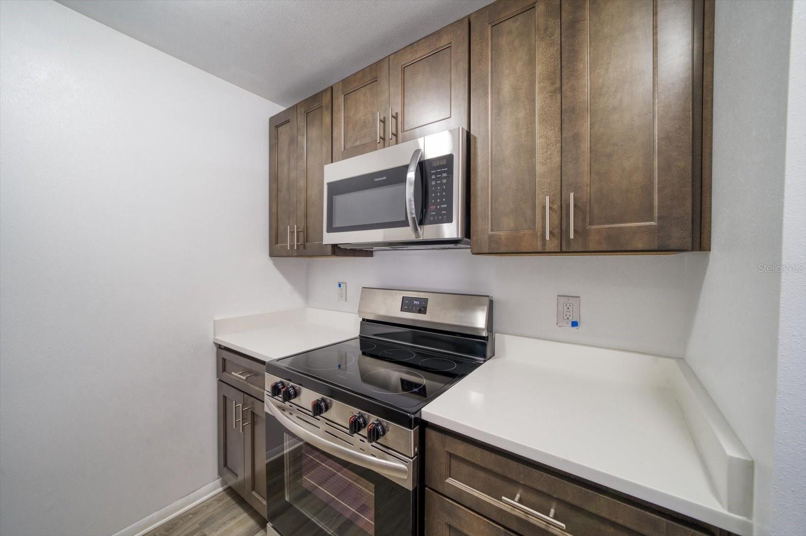 8693 BARDMOOR BLVD #205, SEMINOLE, FL, 33777
